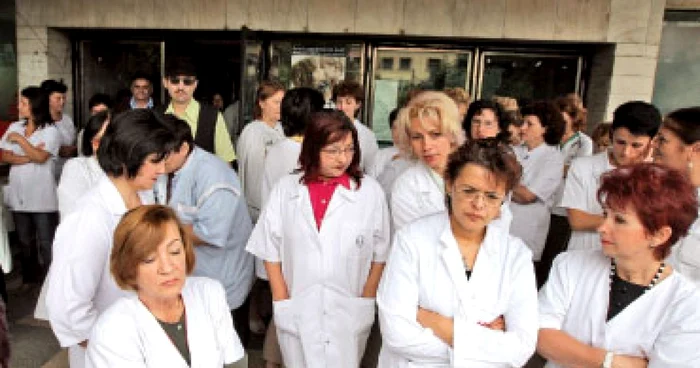 Judeţ cu judeţ:O sută de copii din judeţul Vaslui au fost duşi de părinţi, de la începutul anului, în centrele de plasament