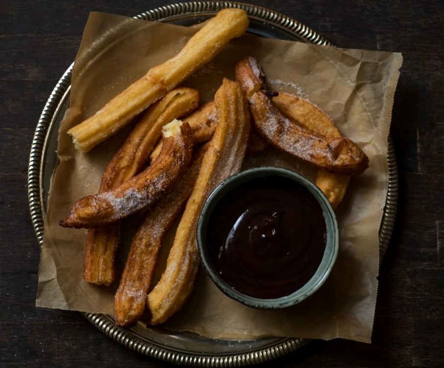 Churros cu sos de ciocolata jpeg