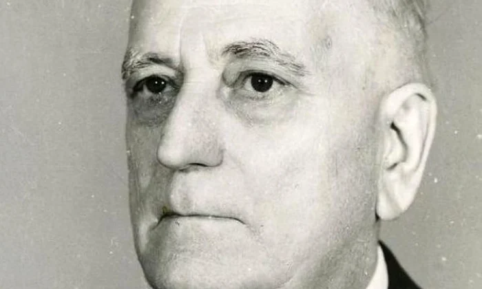 Nicolae Manolescu: CC al PCR şi Uniunea Scriitorilor jpeg