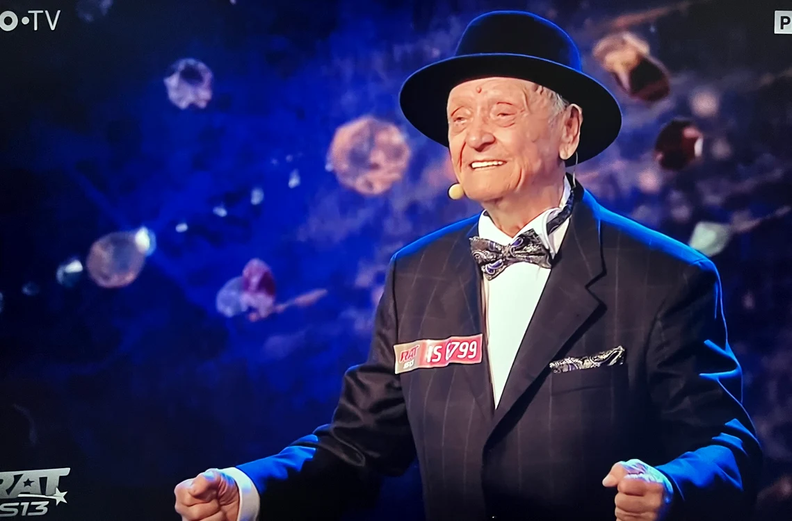 Florin Zgăvârdici a cântat o melodie despre dragoste la orice vârstă / captură: PRO TV