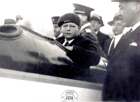 regele mihai aviatie