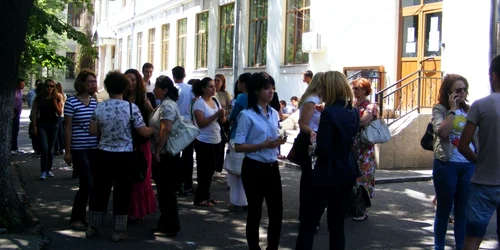 elevi colegiul national traian bacalaureat