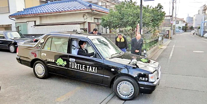 Dacă vrei să mergi încet, trebuie să apeşi doar un buton