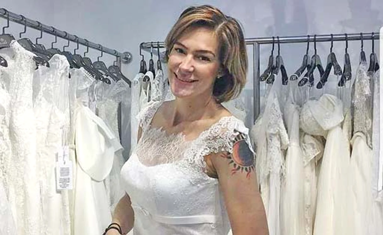 Roxana Ciuhulescu va ajunge în faţa altarului pe 7 octombrie
