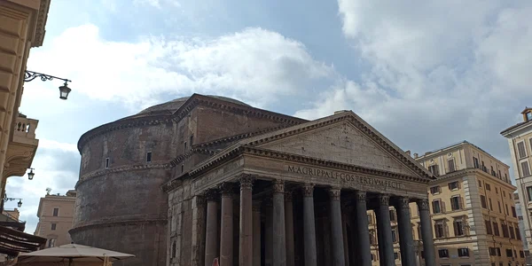 Pantheon foto Denis Grigorescu jpg