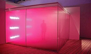 Băuturile alcoolice se servesc  sub formă de vapori în boxe speciale,  aburii fiind inhalaţi pe nas jpeg