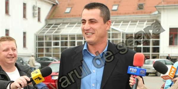 Cioacă se gândeşte la chiloţii Elodiei Foto: Stelian Grăjdan