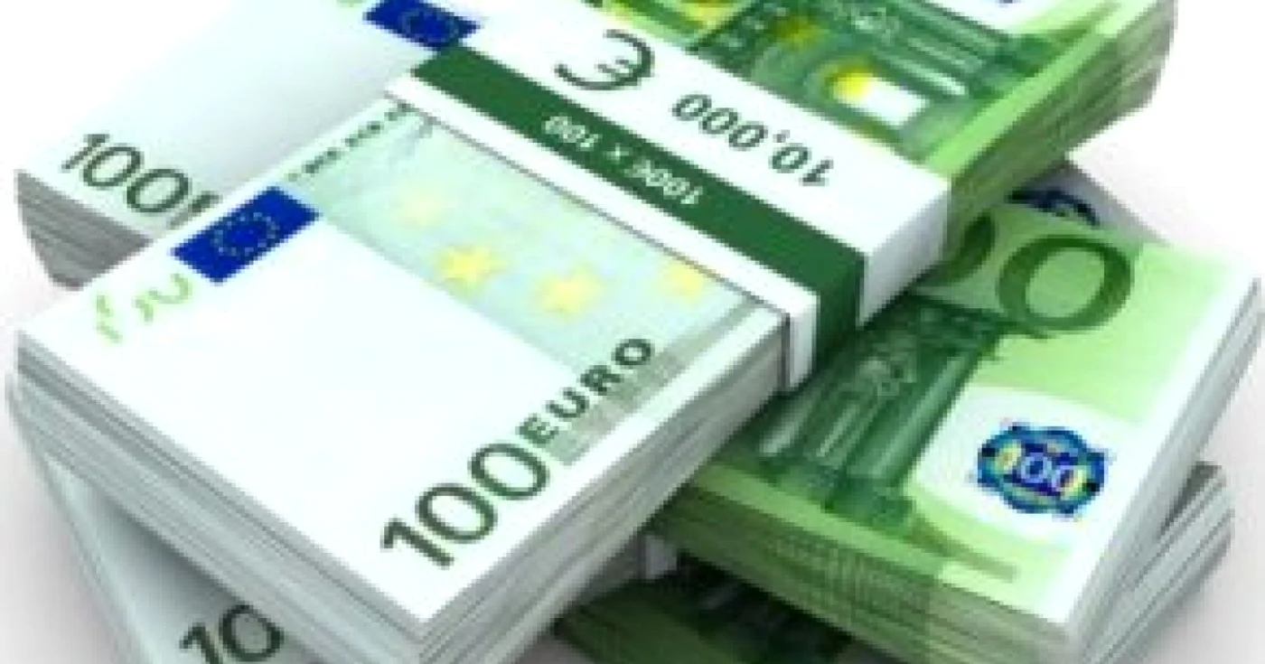 Euro, la un nou maxim al ultimelor cinci luni şi jumătate