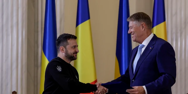 Președintele ucrainean Volodimir Zelenski face declarații de presă la Palatul Cotroceni alături de omologul român, Klaus Iohannis, în București. FOTO Inquam Photos / Octav Ganea