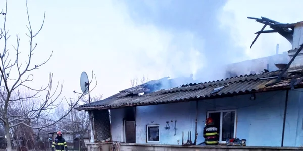 incendiu sprâncenata olt 26 martie - foto martor
