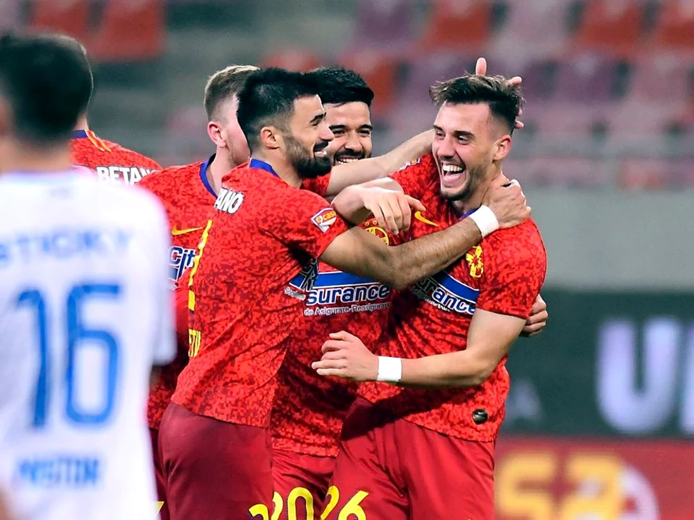
    Jucătorii FCSB-ului au motive de bucurie  