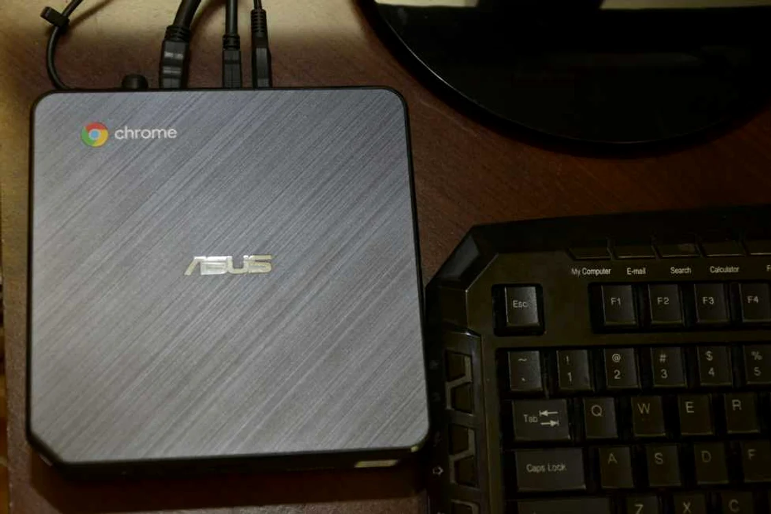 Asus Chromebox 3 FOTO Adrian Pogîngeanu