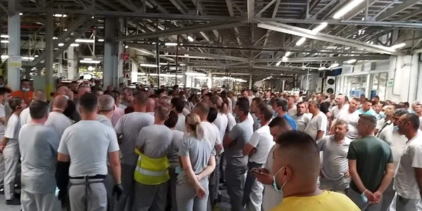 protest dacia montaj
