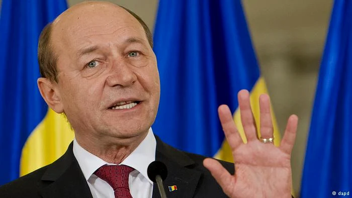 Traian Băsescu devine azi membru de partid la PMP