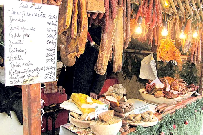 În Târgul de Crăciun din Timişoara nici un preţ nu e mai mic de 30 de lei pe kilogram