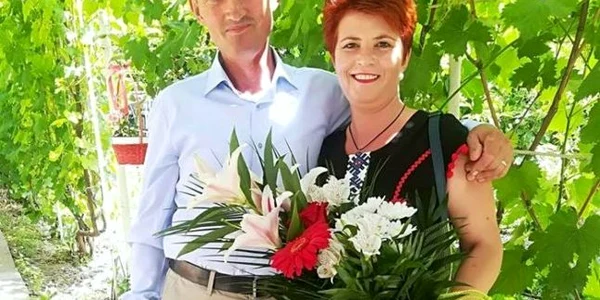 sotii trandafir