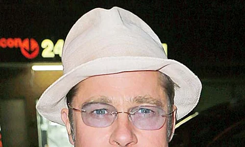 24 peglob 3 brad pitt jpeg