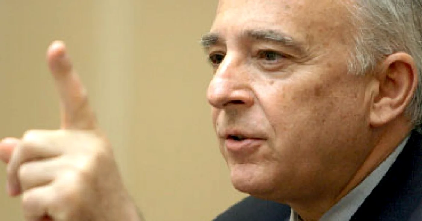 Isărescu, premiat la PR Awards
