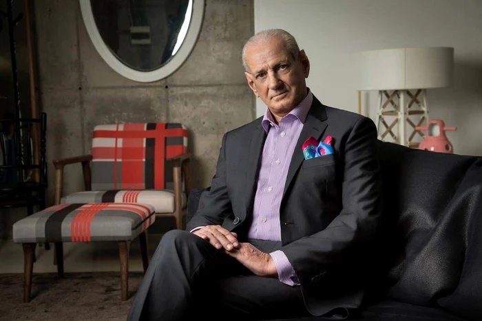 
    Gheorghe Zamfir este prieten foarte bun cu stilista Adina Buzatu foto: adinabuzatu.ro  