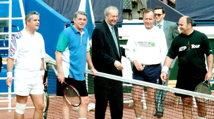 Sever Mureșan l-a adus pe George W. Bush în vizită în România, în noiembrie 2002. Foto: Gândul