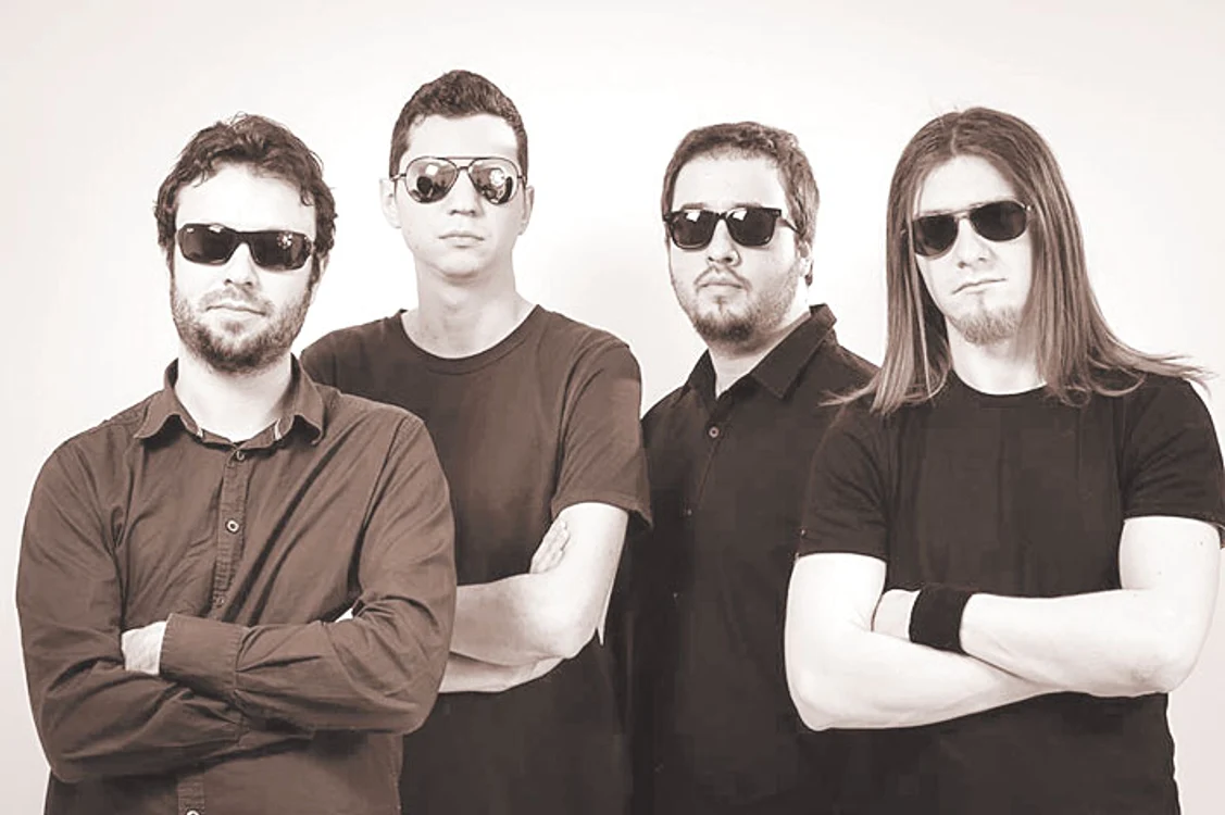 Trupa Up to Eleven: Laurenţiu, Bogdan, Liviu şi Mircea (de la stânga la dreapta)