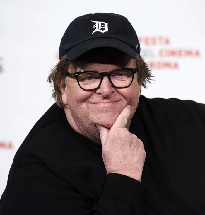 Regizorul american Michael Moore crede că Donald Trump poate fi învins cu un scor mare FOTO EPA-EFE