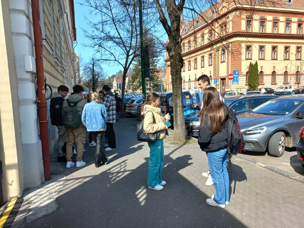 Elevi brașoveni mulțumiți de subiectele la Matematică la simularea de Bac FOTO Ioan Buciumar