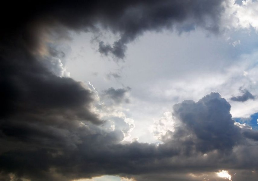Prognoza meteo duminică, 2 martie. Vreme mohorâtă, cu cer mai mult noros în majoritatea regiunilor țării. La cât vor ajunge maximele