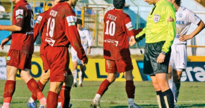 Remiză cu scandal la Alba Iulia