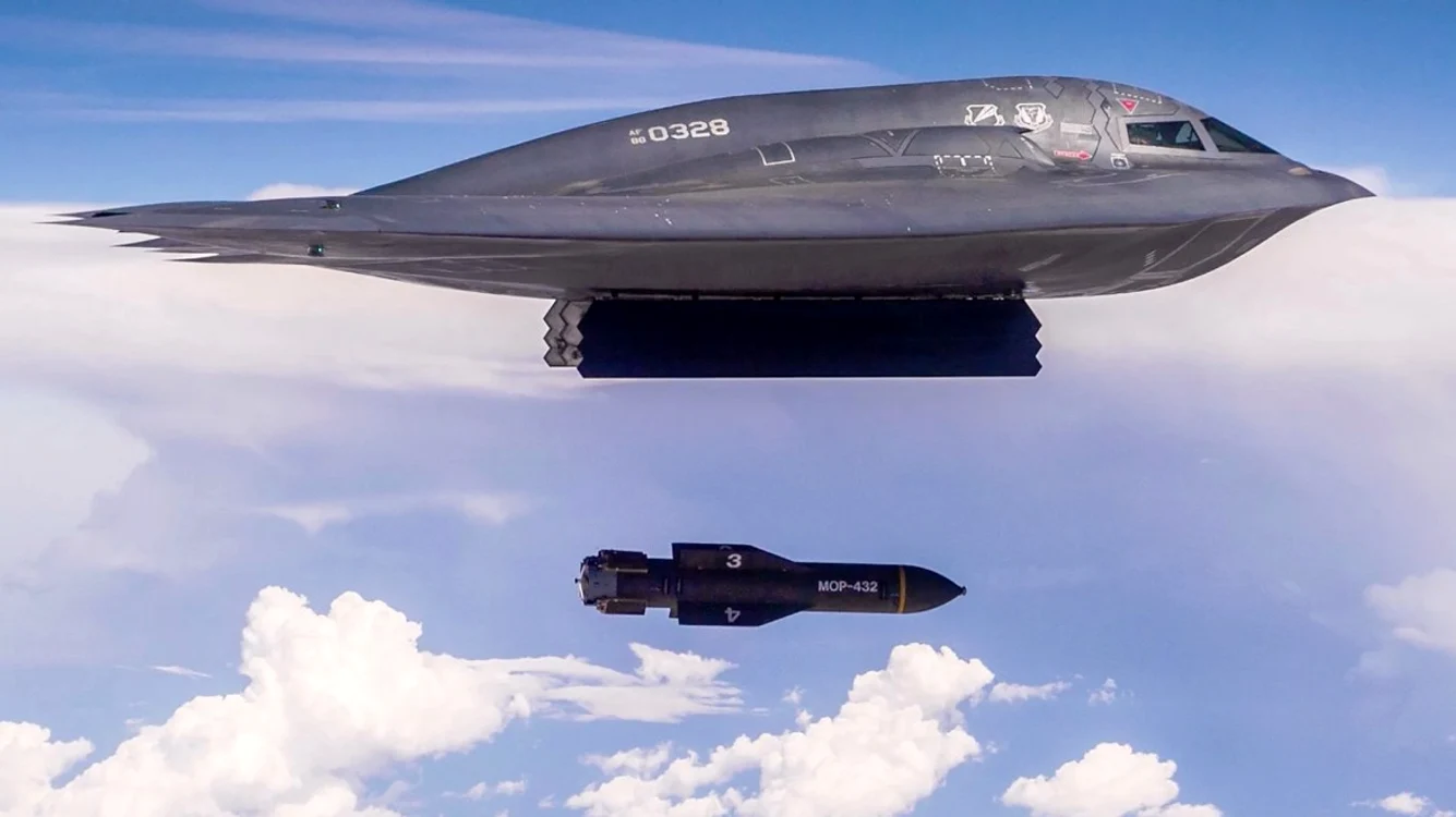 Bombardierul B-2 lansând o megabombă/FOTO:X