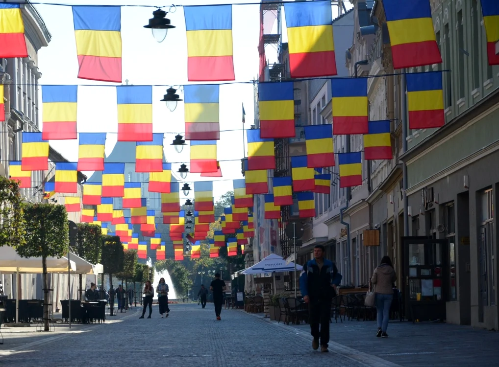 FOTO: str. Vasile Alecsandri din Oradea, de Ziua oraşului