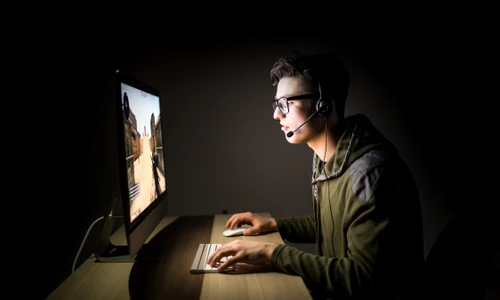 _jocuri video_calculator_shutterstock 1072921127 jpg