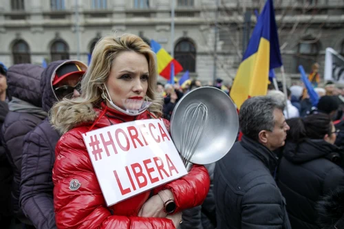 Proteste anti-restricţii covid - anti-vaccinare obligatorie - Bucureşti / 20 mar 2021 / FOTO Inquam Photos / Octav Ganea