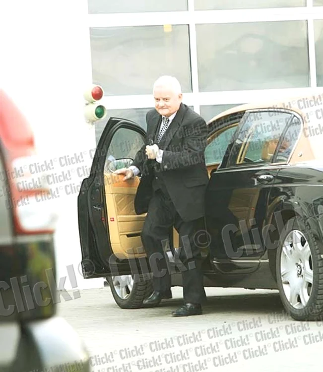 Bentley-ul lui Irinel valorează 200.000 € (Fotografii: Click!)