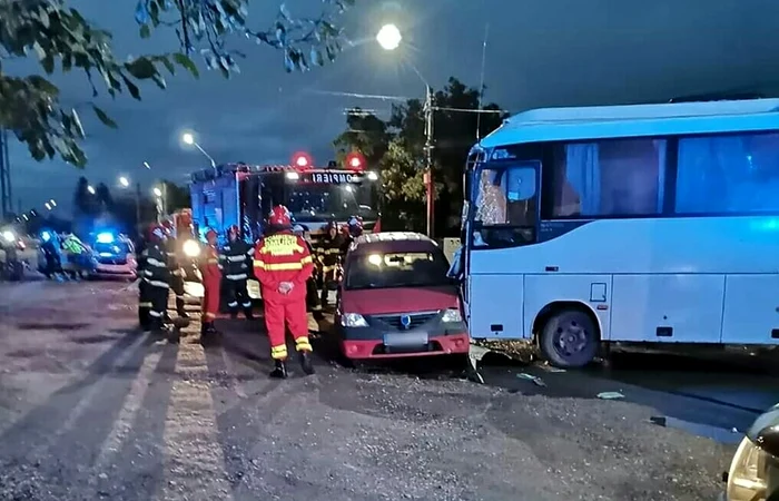 Accidentul de la Sălcuța, Dâmbovița FOTO Stirilafixdb.ro