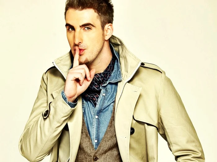 Ernest a renunțat cu greu la viața de burlac