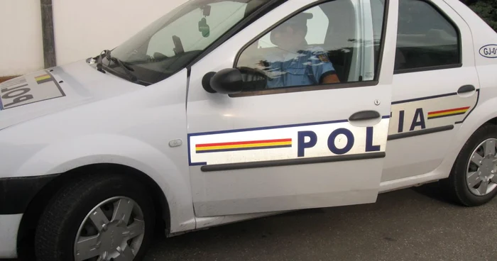 Poliţiştii au făcut cercetări 