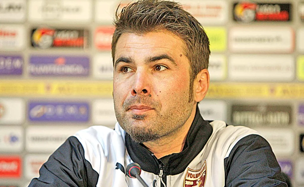 Cornel Dinu l-a făcut praf pe Adrian Mutu înaintea meciului direct de azi care poate îngropa Voluntariul “Briliantului”Foto: Click!
