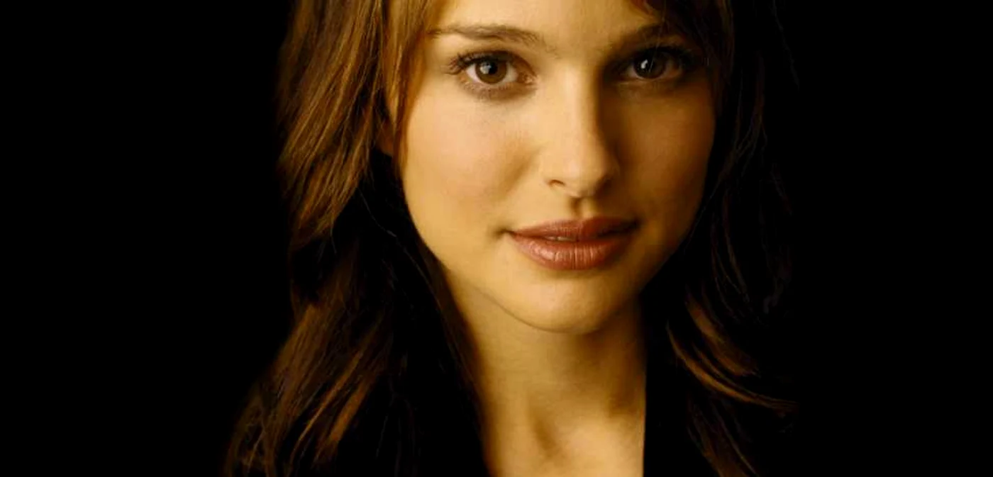 Natalie Portman a câştigat în 2011 Premiul Oscar şi Globul de Aur pentru cea mai bună actriţă în rol principal pentru rolul din Black Swan FOTO cinemagia.ro