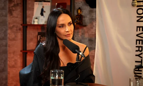 Adelina Chivu la podcastul Fain si Simplu al lui Mihai Morar  (2) png
