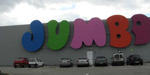 Grecii de la Jumbo au deschis magazinul de la Timişoara Foto