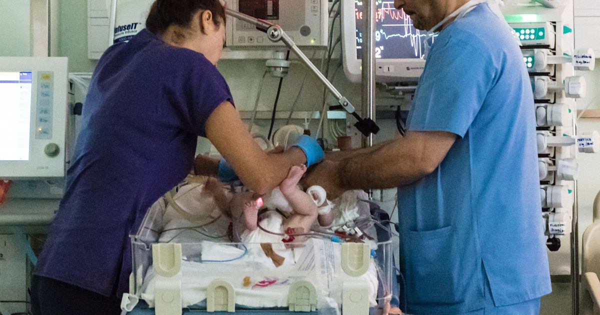 Alexandru Popa, fondatorul Asociației „Inima Copiilor“: „Să dezvoltăm Cardiochirurgia pediatrică. 98% din cazuri trebuie tratate în țară“