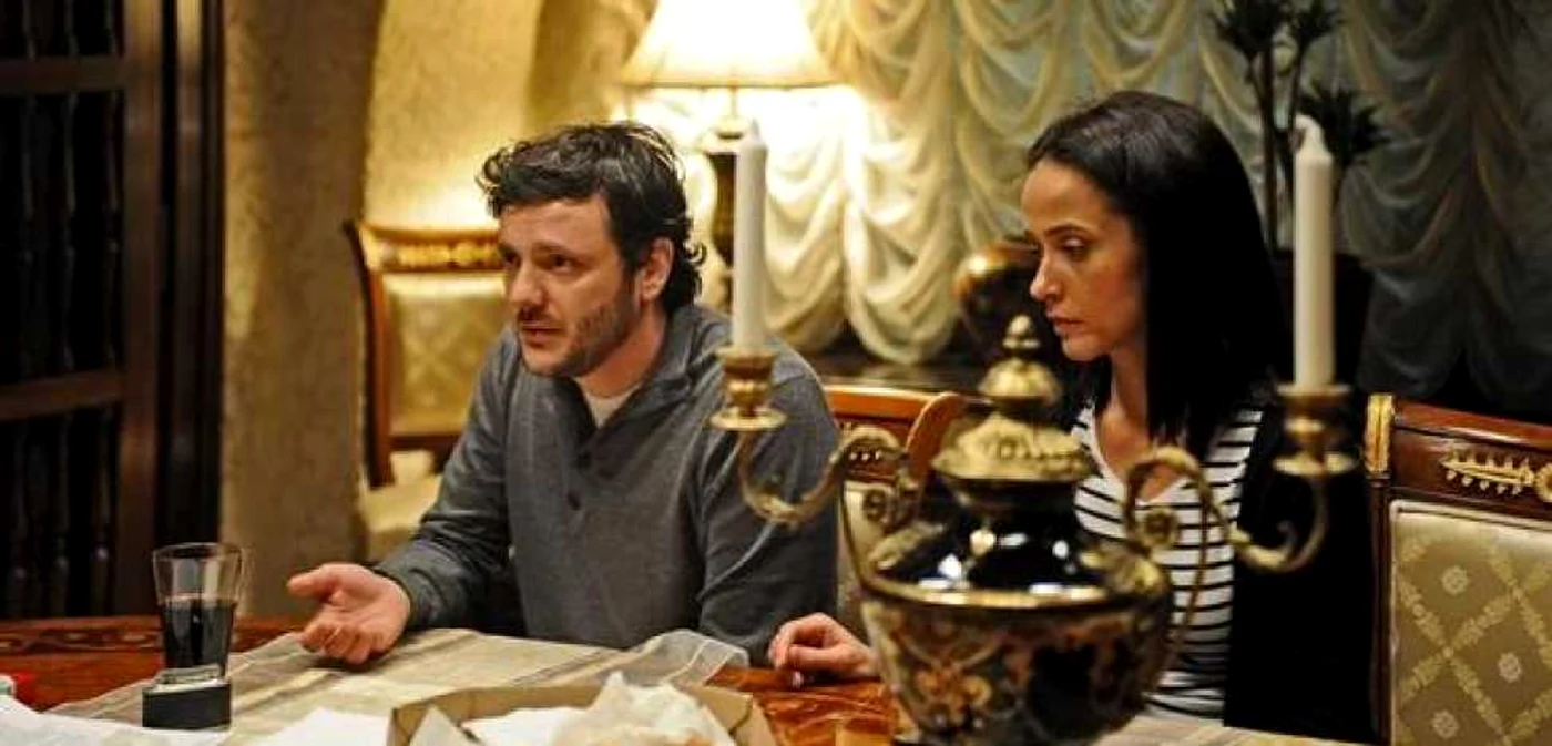 Actorii Bogdan Dumitrache şi Ilinca Goia în filmul „Poziţia copilului“ FOTO:cinemagia.ro