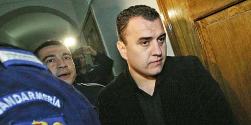 Adrian Cocoană, la ieşirea din sala de judeată