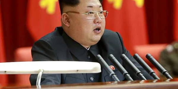 kim jong-un FOTO Xinhua/Rex Features