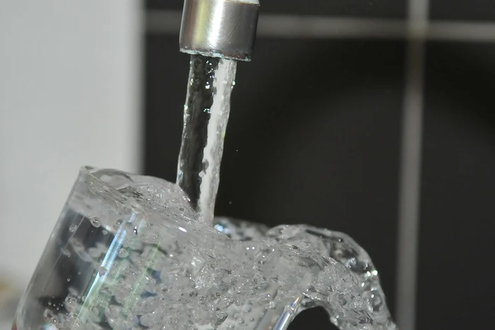 Apa de la robinet s-a scumpit din nou FOTO: Pixabay