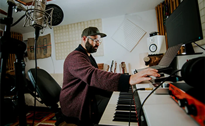 Solistul vrea să meargăla Eurovision cu piesa „Sparrow”