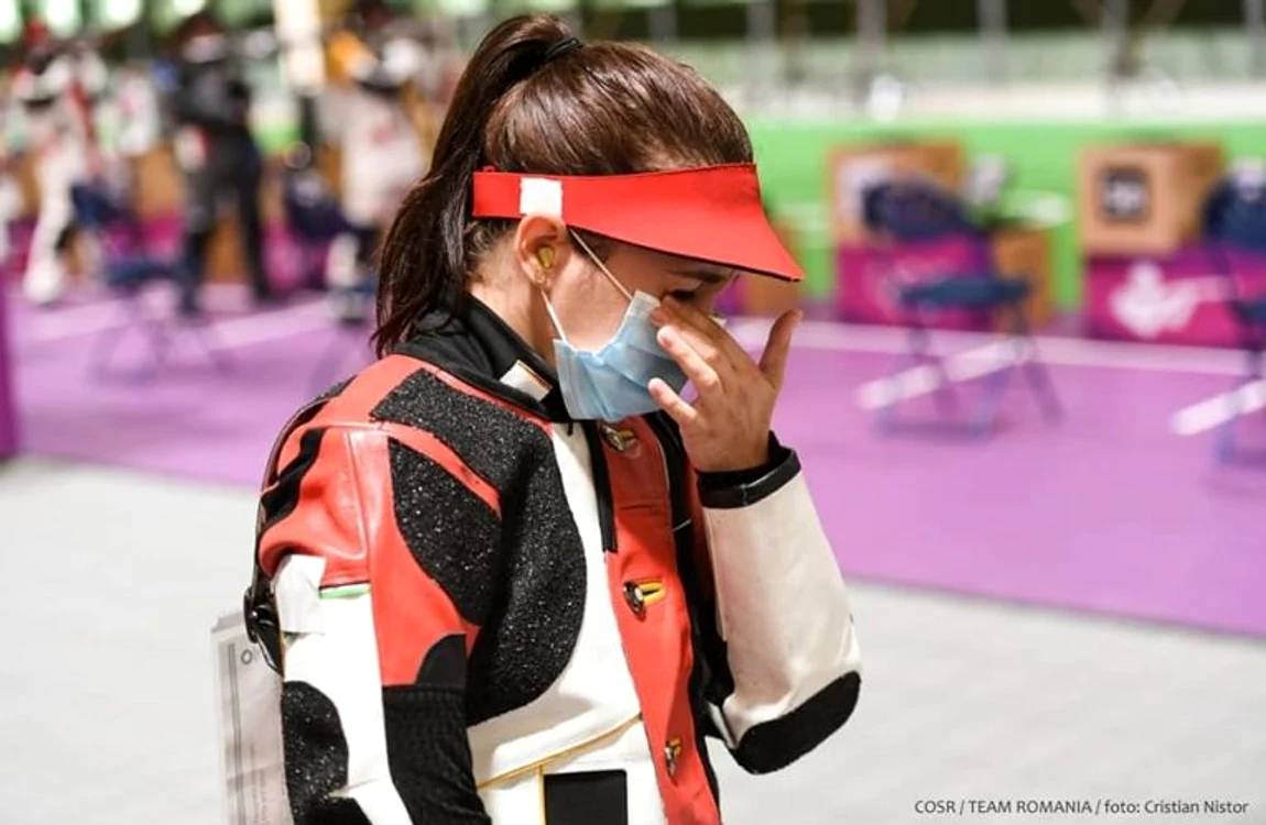 
    Laura Ilie, în lacrimi după ratarea finalei olimpiceFOTO: Cristi Nistor/ COSR  