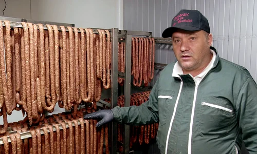 frusinoiu carnati plescoi jpg