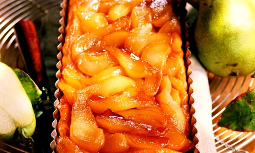 tarta cu pere caramelizate jpeg